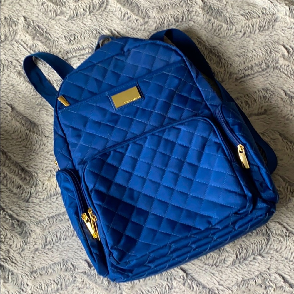 Vince Camuto / cobalt blue backpack